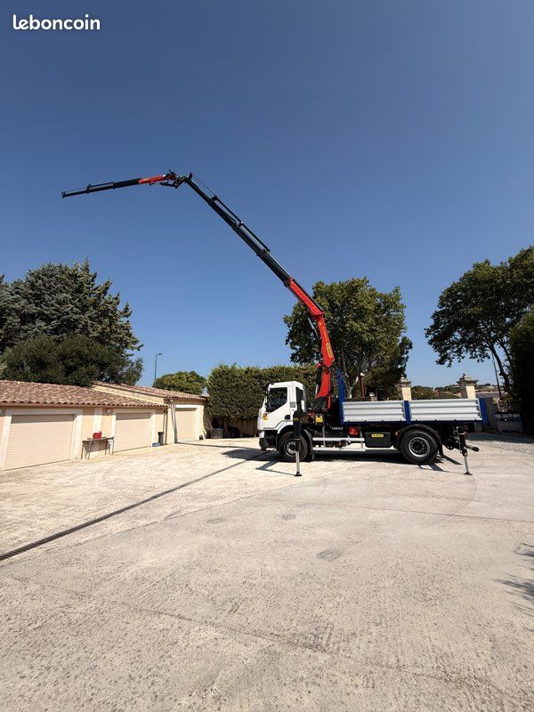 Renault 19 tonnes + grue Palfinger 23002 SH (image 1)