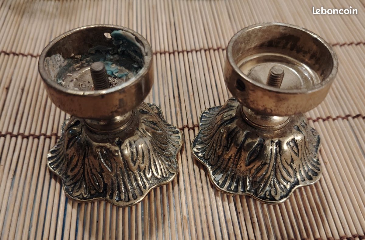 Paire d’embouts de tringle à rideau anciens (image 2)