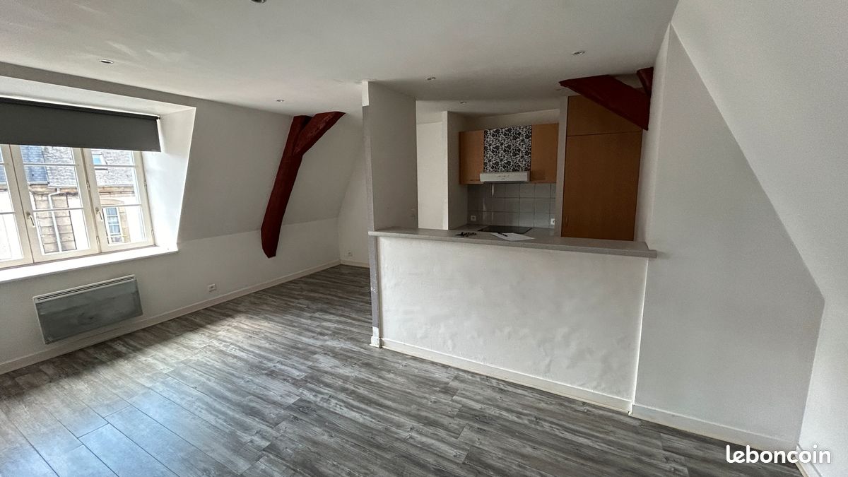 Appartement 1 pièce 30 m² · à Morlaix · 30 m² · 470 €