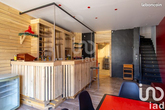 Immeuble 93 m² Roye