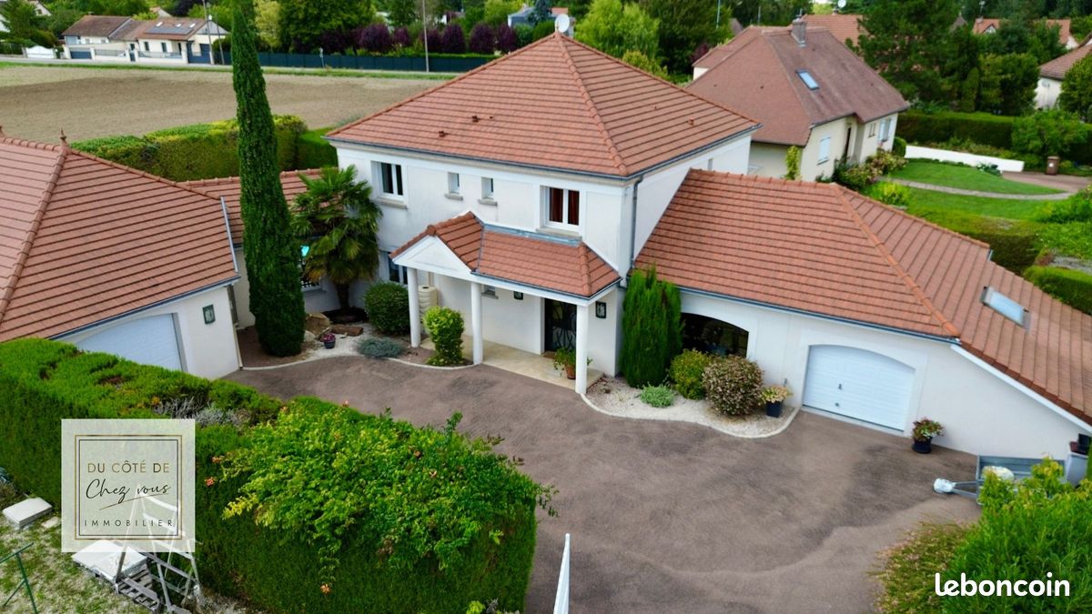 Propriété 8 pièces 260 m² (image 3)