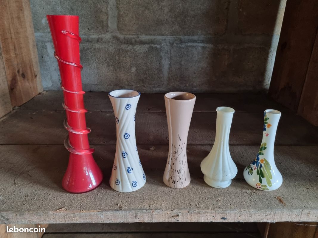 Vase (image 1)