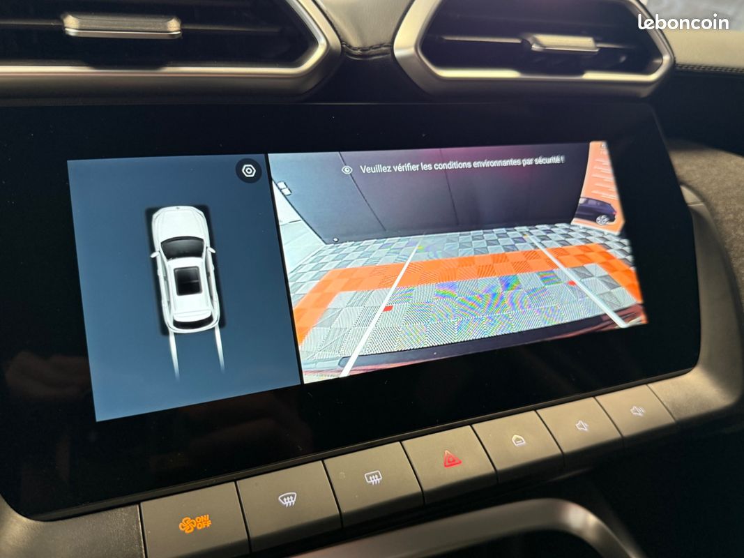 MG ZS 1.5 HYBRID+ 197Ch LUXURY 1.83KWH COMFORT - APPLE CARPLAY - GARANTIE 7 ANS (image 8)