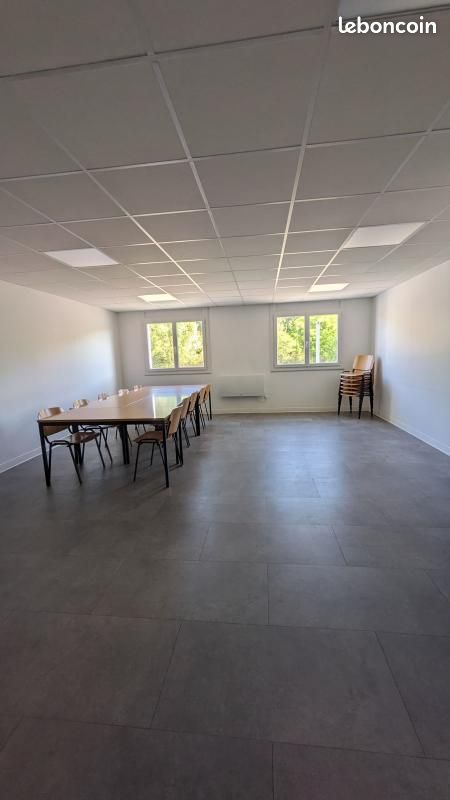 Bureaux 3 400 m² (image 5)