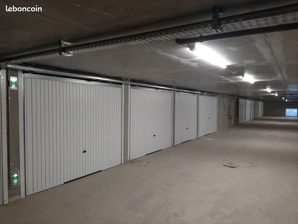 Place de parking couverte