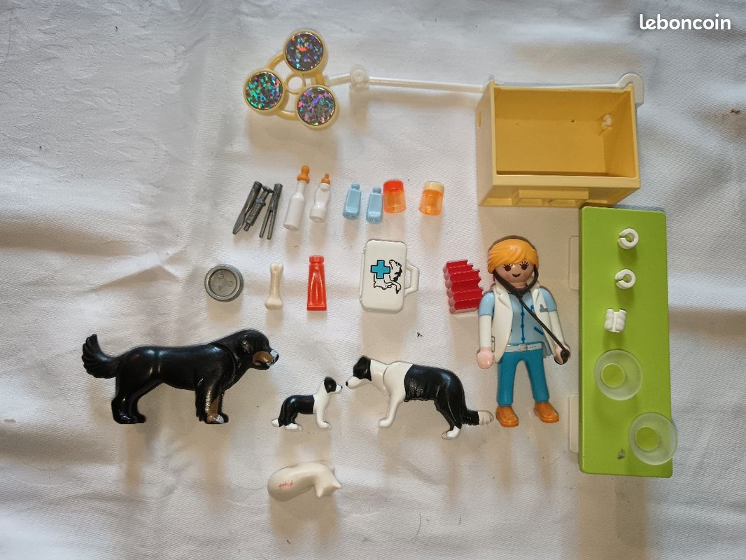 Playmobil cabinet vétérinaire (image 1)