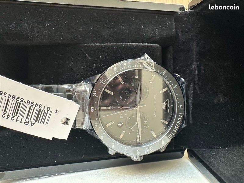Montre Emporio Armani black noir neuf (image 3)
