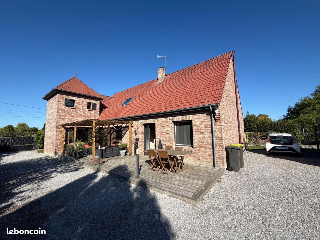 Maison 5 pièces 200 m² · à Lestrem · 200 m² · 459 900 €
