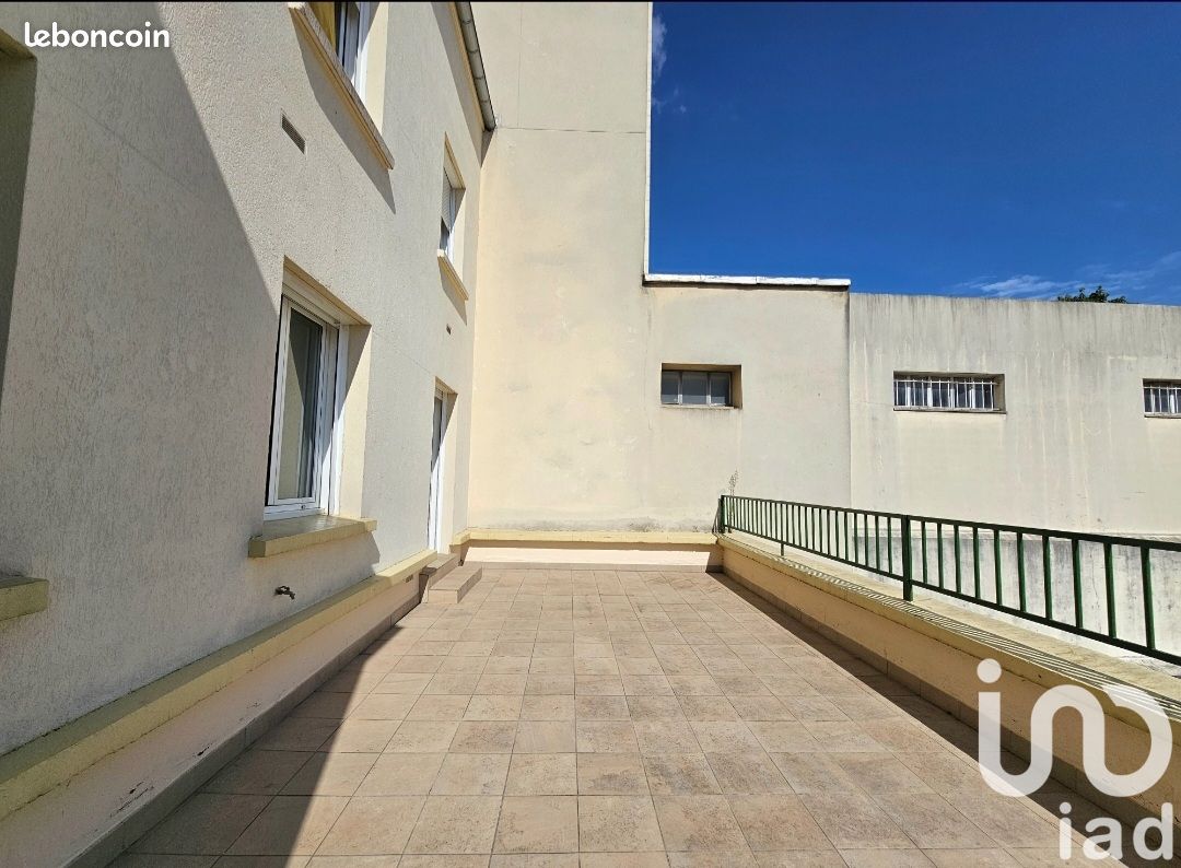 Appartement a louer  - 3 pièce(s) - 67 m2 - Surfyn