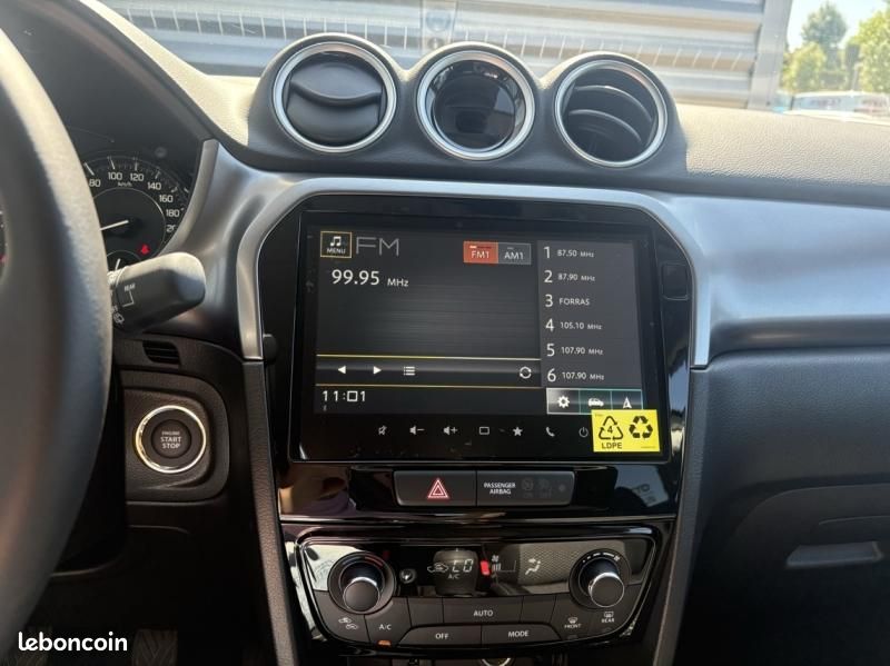 Suzuki Vitara 1.4 Boosterjet Hybrid 110ch Privilège MY25 (image 17)