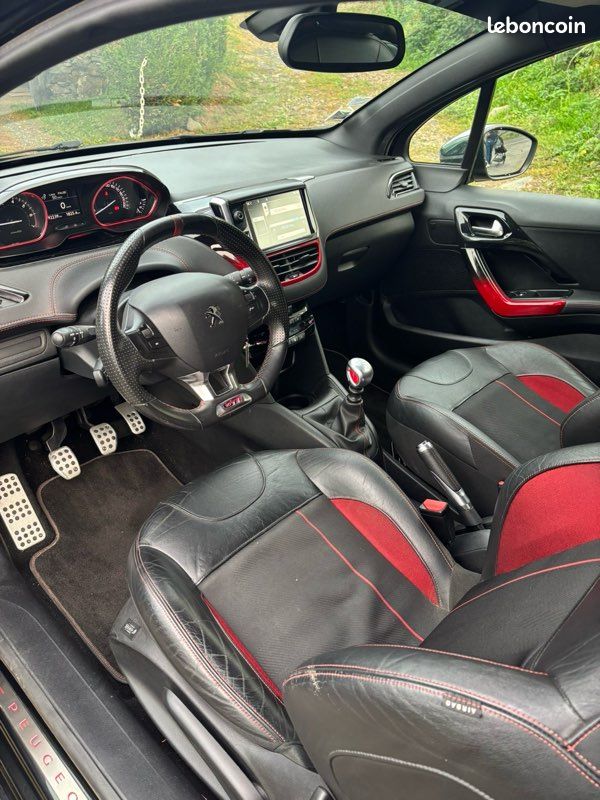 Peugeot 208 GTi 1.6 THP 200 ch – 2014 – 92 239 km (image 3)