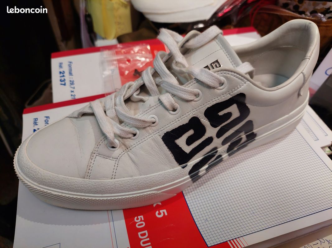Givenchy Sneakers City sport en cuir à imprimé 4G effet tag (image 6)
