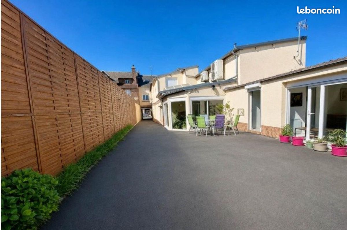 Maison 8 pièces 293 m² · à Tergnier · 293 m² · 335 000 €