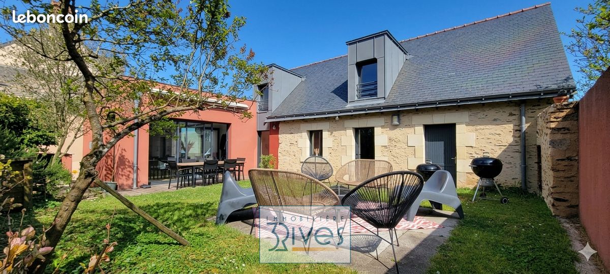 Maison 8 pièces 158 m² · à Brissac Loire Aubance · 158 m² · 386 000 €