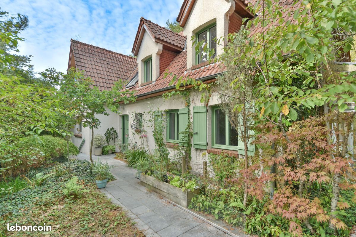 Maison 8 pièces 169 m² · à Neufchâtel-Hardelot · 169 m² · 728 000 €