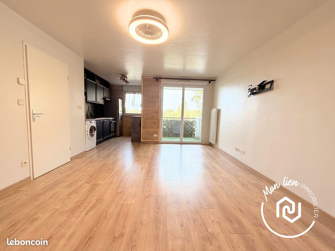 Appartement 2 pièces 45 m² · à Montlouis-sur-Loire · 45 m² · 750 €/mois