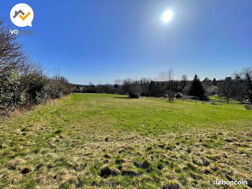 Terrain 3683 m² · à Petitmagny · 3 683 m² · 80 000 €