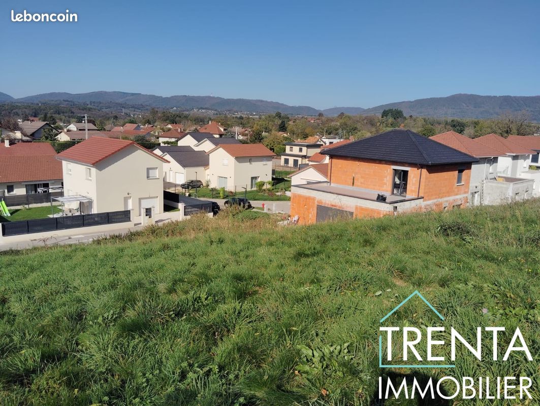 Terrain 743 m² · à Rives · 743 m² · 85 000 €
