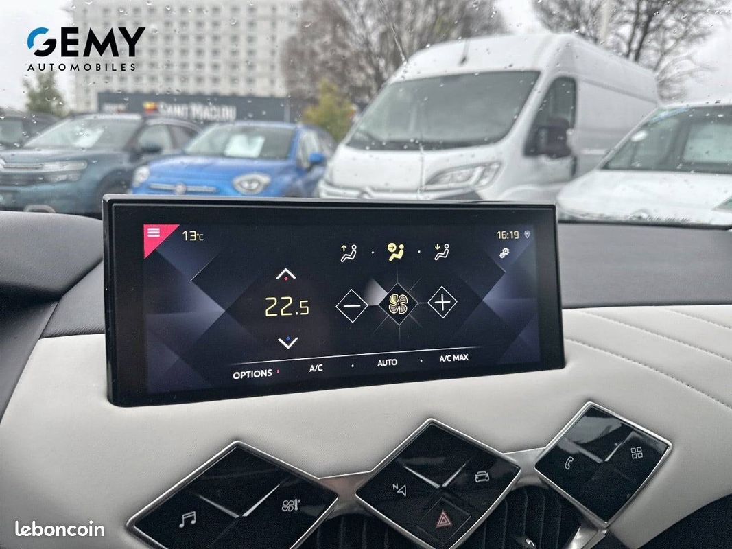 DS DS3 Crossback PureTech 130 EAT8 Connected Chic (image 17)