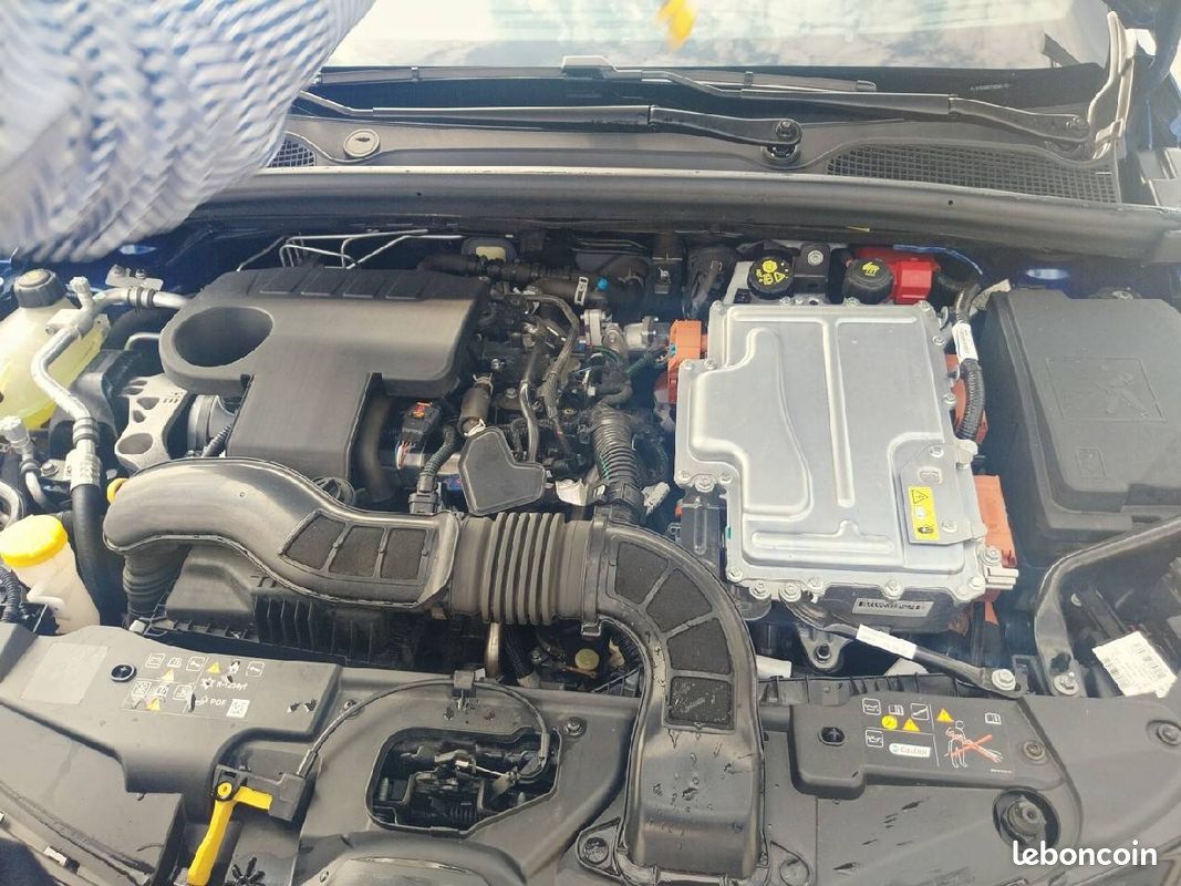 RENAULT Clio E-Tech full hybrid 145 Esprit Alpine (image 20)