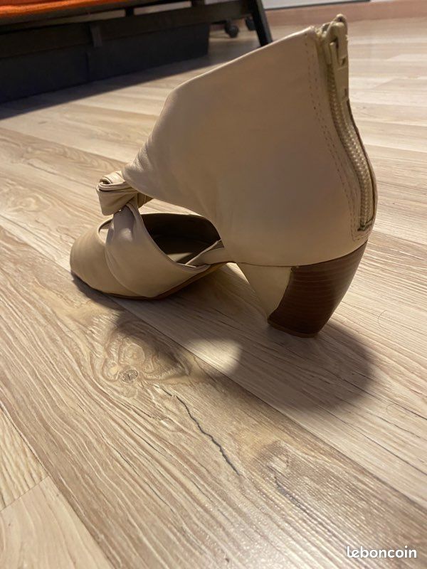 Sandales Everybody neuves taille 39 (image 2)