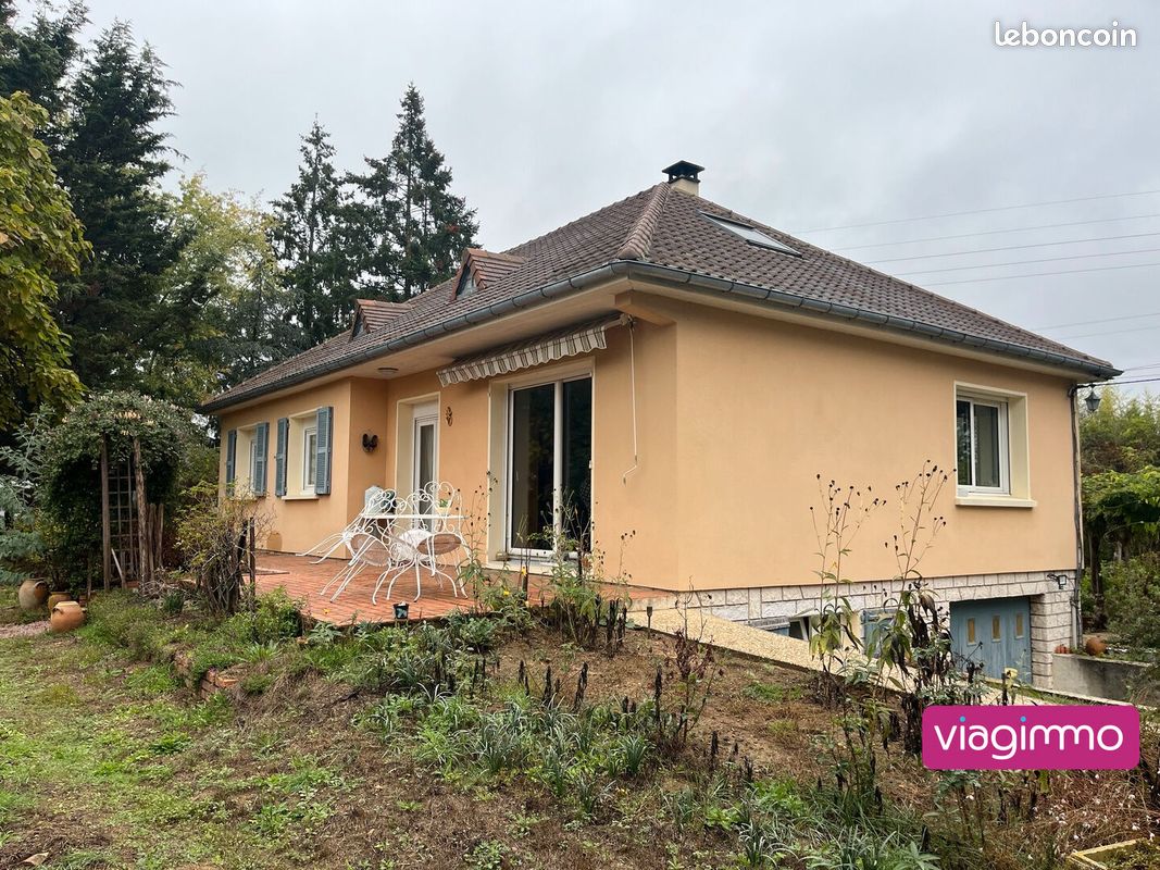Maison 6 pièces 117 m² · à Arnage · 117 m² · 93 000 €