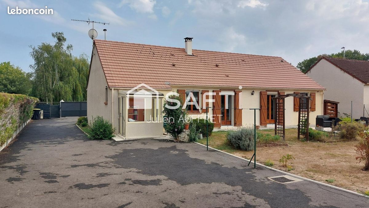 Maison 4 pièces 104 m² · à Sury-près-Léré · 104 m² · 159 900 €