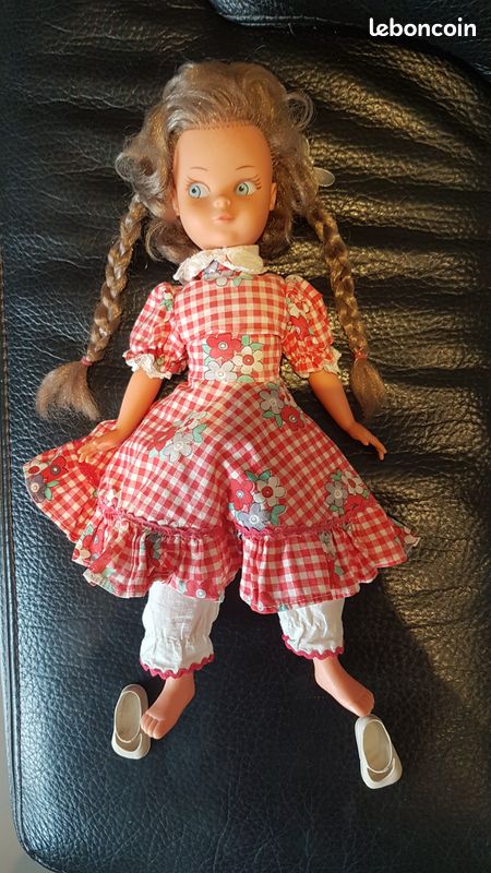 Ancienne poupée BELLA Vêtements d'origine - Jeux & Jouets