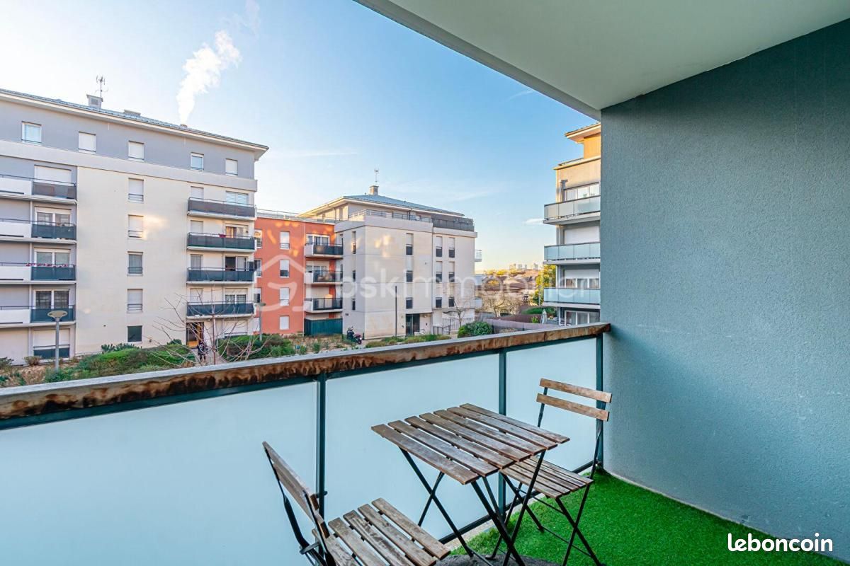 Appartement 3 pièces 63 m² · à Thiais · 63 m² · 287 000 €