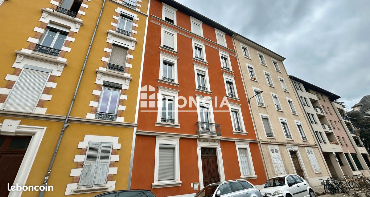 Appartement 1 pièce 39 m² · à Grenoble · 39 m² · 586 €/mois