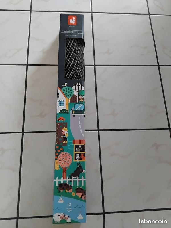 Tapis de jeu avec circuit Thème campagne tout neuf (image 3)