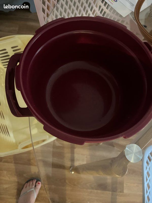 Cocotte Tupperware (image 1)