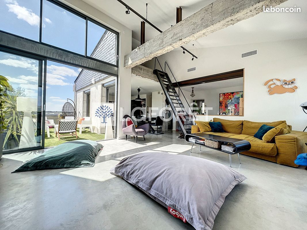 Loft 5 pièces 123 m² (image 1)