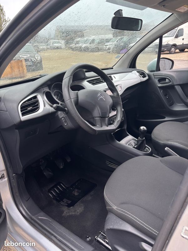Citroën C3 1.0i 68 CV / GARANTIE 1 ANS (image 5)