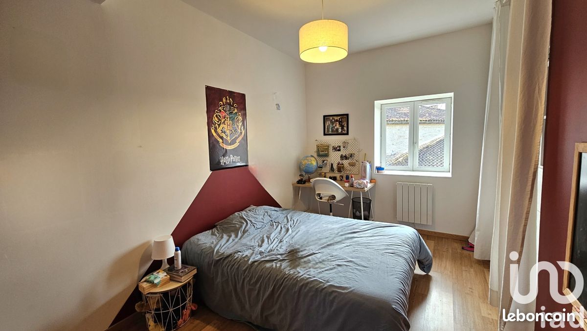Maison 5 pièces 238 m² - Jauldes 16560 (image principale 11)