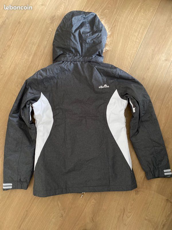 Veste de ski femme Ellesse excellent état Vêtements