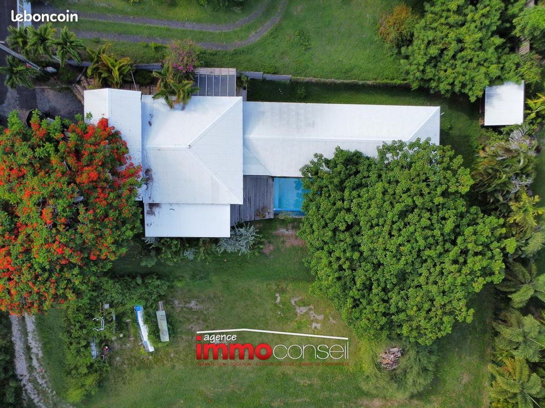 Maison 4 pièces 124 m² · à Saint-François · 124 m² · 590 000 €