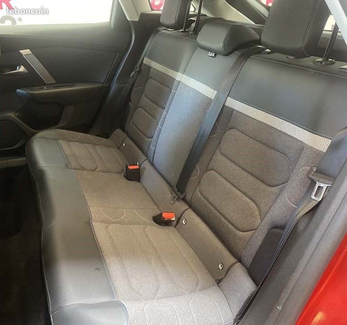 Citroën C4 1.2 PURETECH 130 S&S PLUS EAT8 (image 9)
