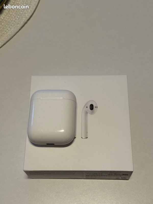 Apple Airpods 2ème Génération (2022) Accessoires téléphone