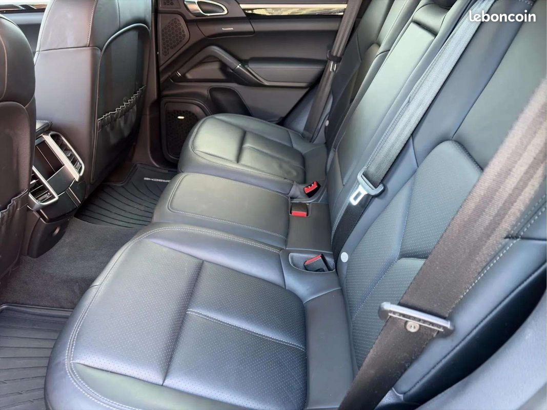 Porsche CAYENNE Porsche Cayenne * Diesel * Suspensions Pneumatiques * Toit Ouvrant * Bose * Caméra * PDLS (image 15)
