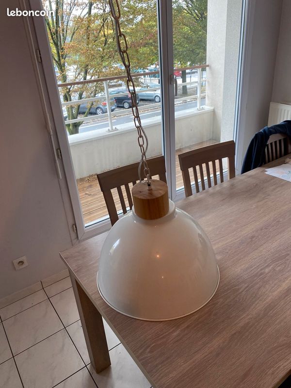 Lampe industrielle (image 2)