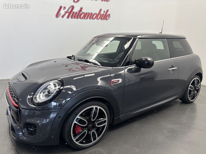 Mini MINI Mini III 2.0 i turbo 231 ch John Cooper Works /GPS / Caméra / Radar / Toit ouvr (image 2)