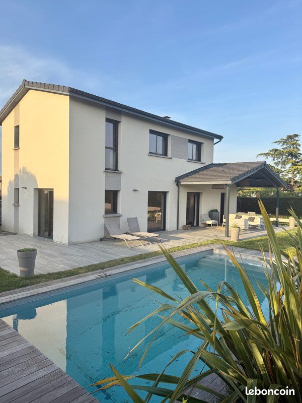 Maison 6 pièces 155 m² · à Marcy-l'Étoile · 155 m² · 770 000 €