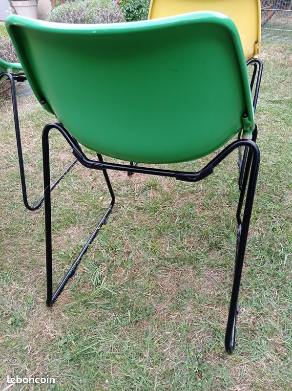 Chaises (image 2)