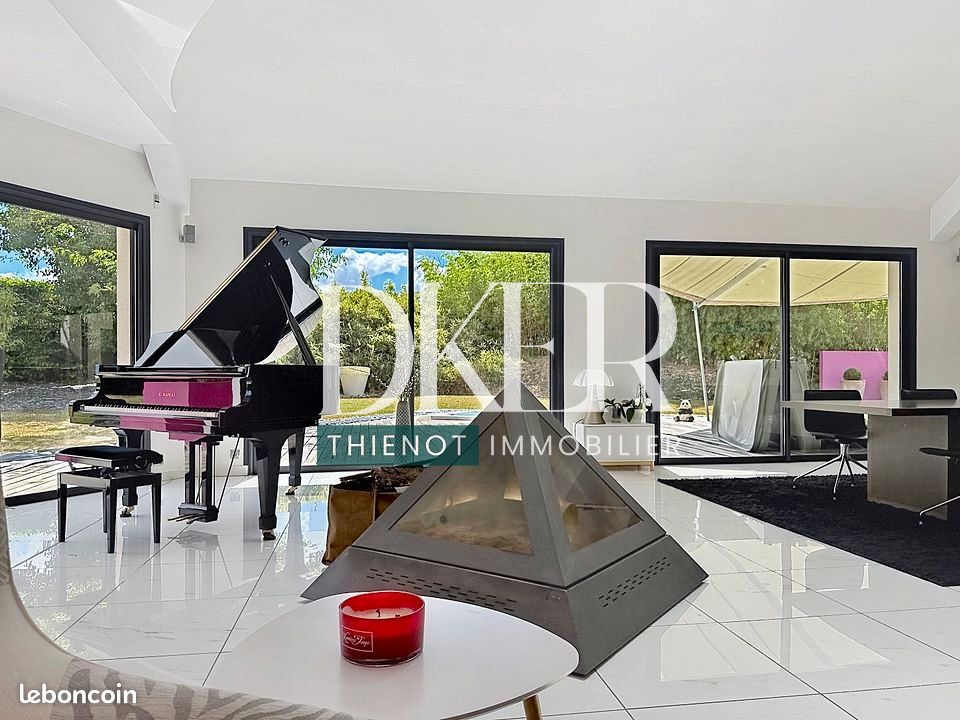 Maison 11 pièces 503 m² · à Le Mesnil-sur-Oger · 503 m² · 1 180 000 €