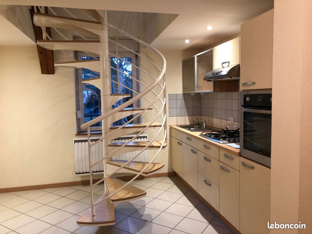 Appartement a louer pontarlier - 2 pièce(s) - 60 m2 - Surfyn