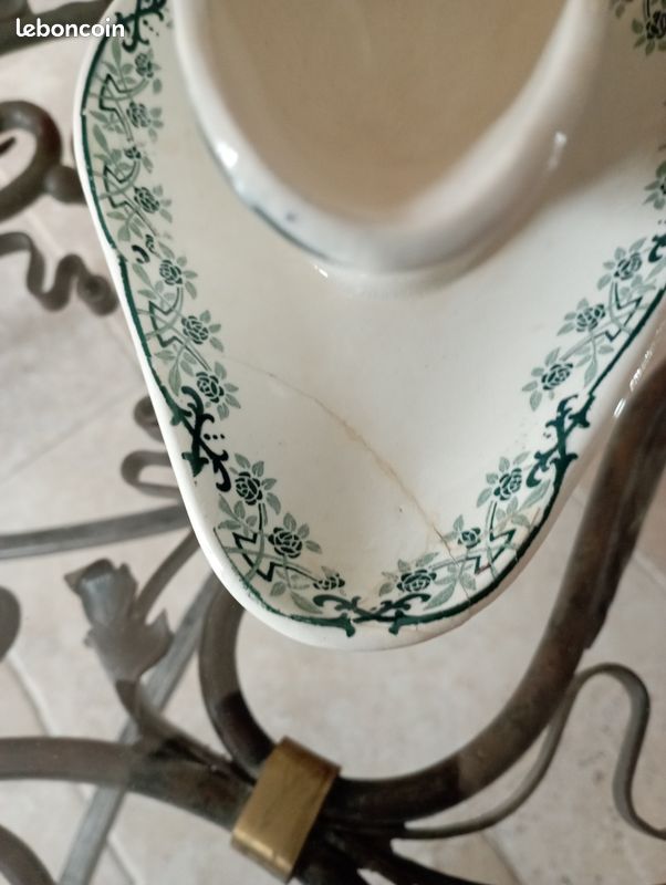 Saucier ancien en faience (image 2)