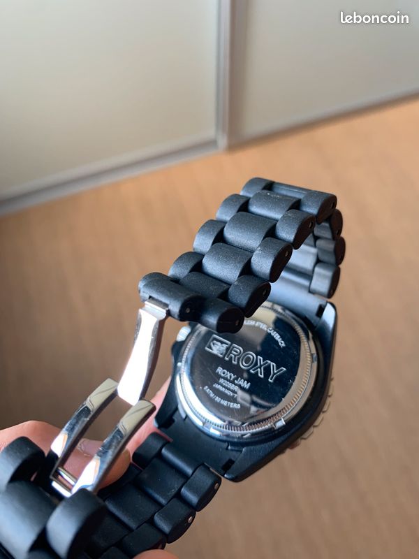 2 montres Roxy en très bon état (image 4)