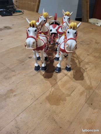 Lot 20 Figurines Astérix Plastoy Cassées + 2 Classeurs Fascicules - Pour Restauration