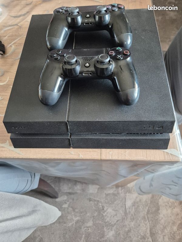 PlayStation 4 1TO (image 1)